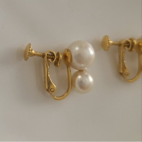 Napier Vintage 1950s Double Pearl Screw Back Gold Plated Earrings - Picture 3 of 7